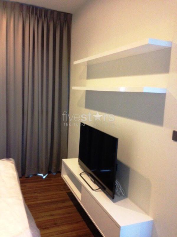 2 bedrooms condo for sale close to BTS Phrakahong 620979034
