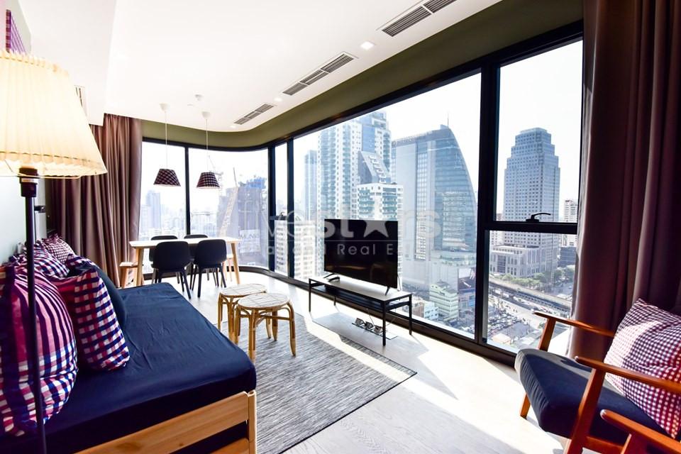 Stunning view modern 2 bedrooms condo for sale in Asoke 3549688989