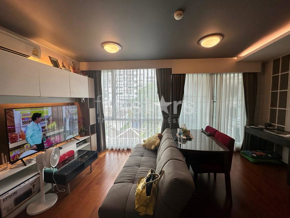 2 bedrooms for sale with tenant in Sukhumvit 355734044