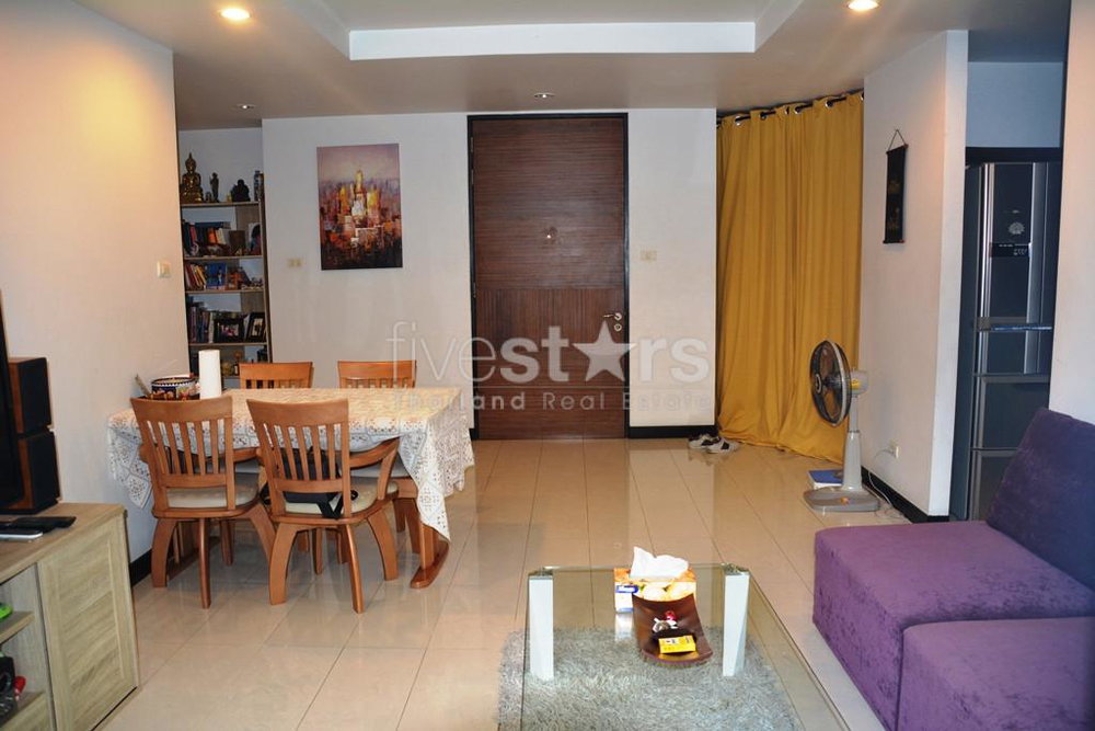 2-bedroom quiet & spacious condo in Ekamai 3192687801