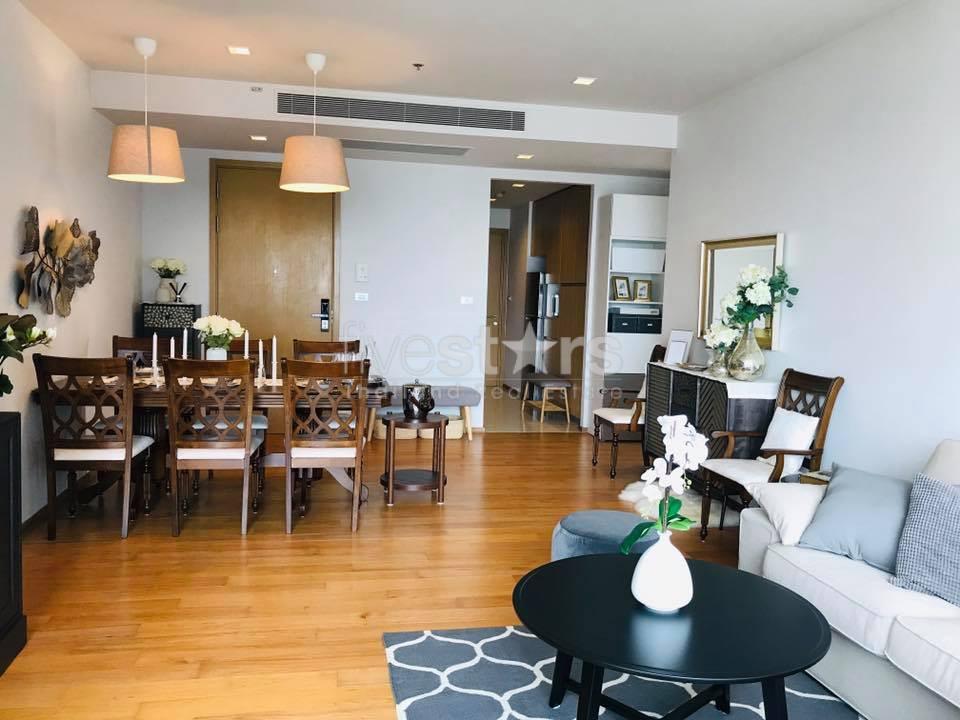 2 bedroom condo for sale near BTS Nana 3938160052