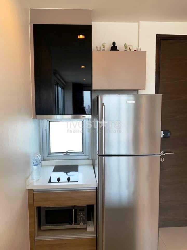 1 bedroom condo for sale close to BTS Onnut 2917598793