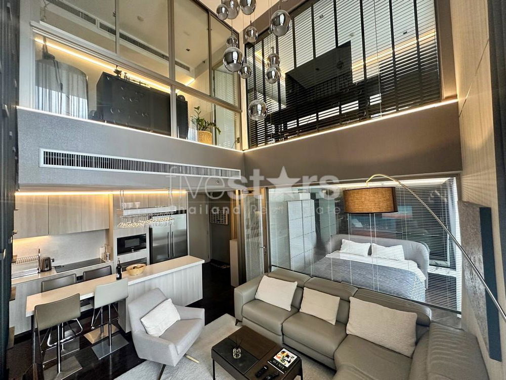 Duplex 2 bedrooms condo for sale in Ekamai 1679143077