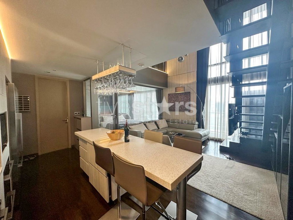 Duplex 2 bedrooms condo for sale in Ekamai 1679143077