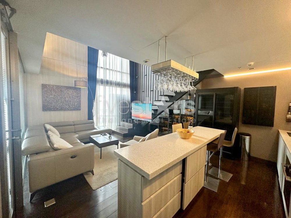 Duplex 2 bedrooms condo for sale in Ekamai 1679143077