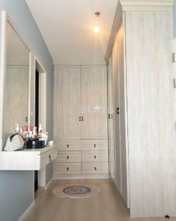 2 bedrooms condominium close to Phra Kanong BTS station 3940309100