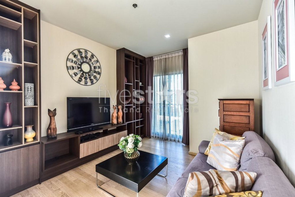 2 bedrooms condo for sale on Phrom Phong 1877911476