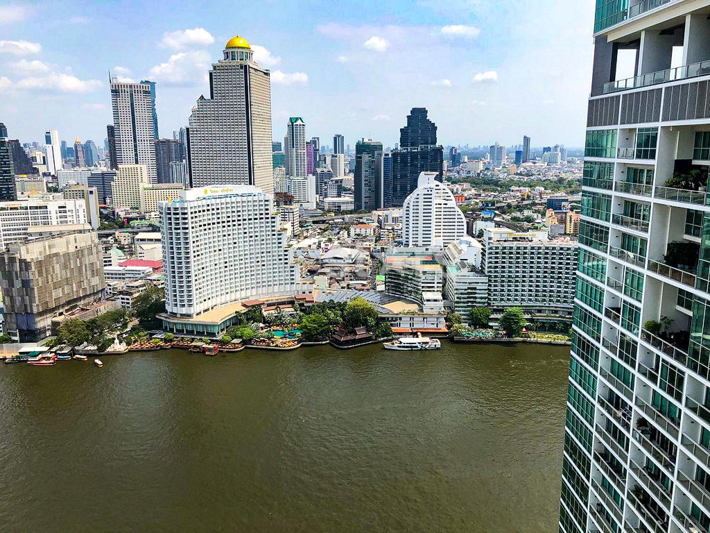 2-bedroom river view duplex in high end residence