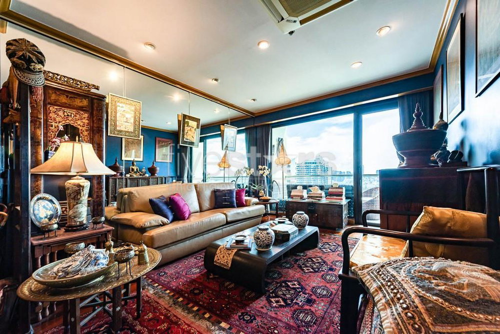 3-bedroom spacious riverside condo 1520523926