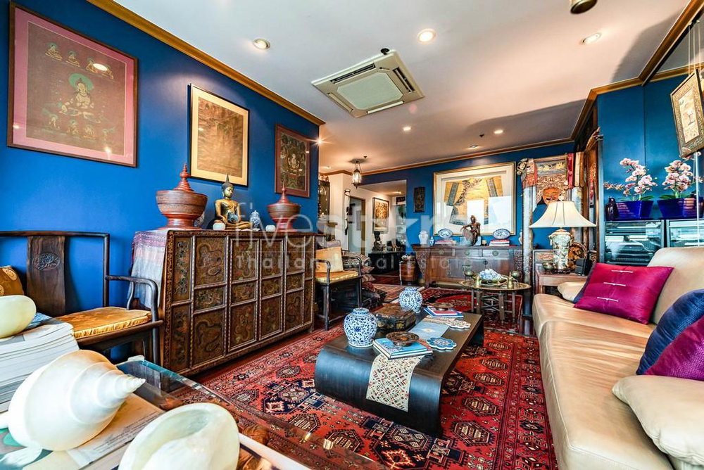 3-bedroom spacious riverside condo 1520523926