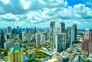High-floor 3-bedroom condo for sale close to BTS Asoke 773767660