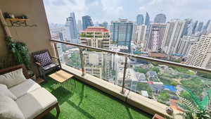 2-bedroom high floor condo for sale 400m from BTS Asoke 3956951854