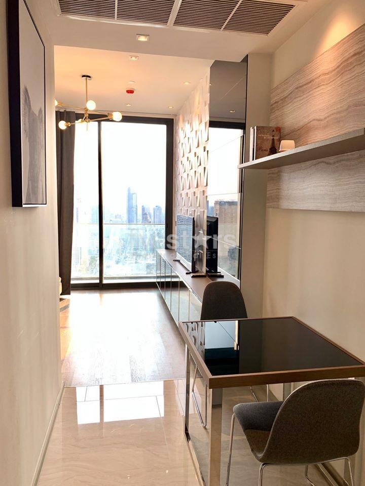 Brand new 1 bedrooms condo for sale in Silom 3610113677