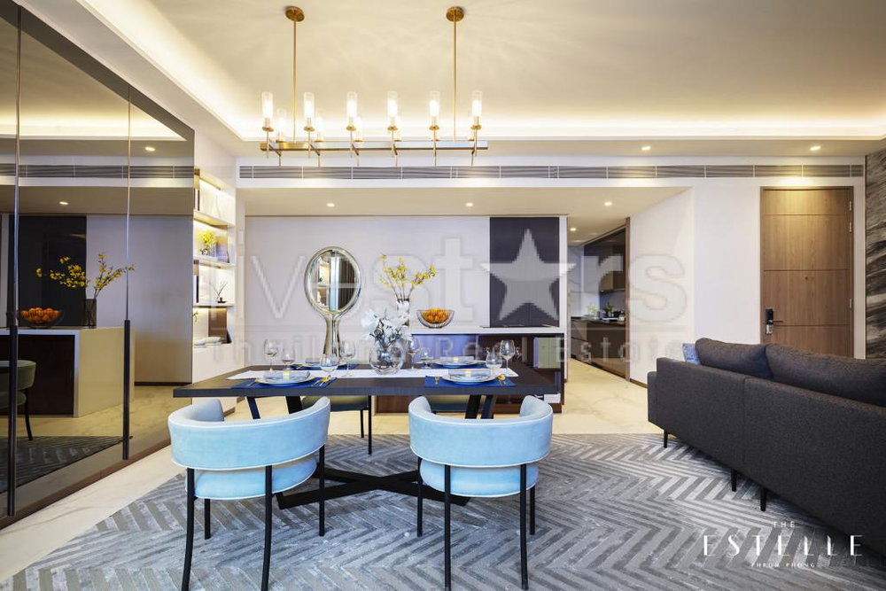 New high end condos for sale in Phromphong area 885877821