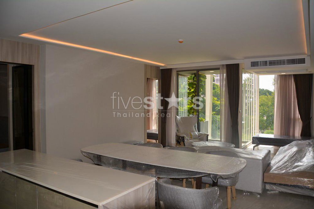 3-bedroom modern condo in cozy low rise residence 1151834290