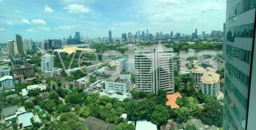 Modern 3-bedroom condo for sale at Millennium Residence 3304698039