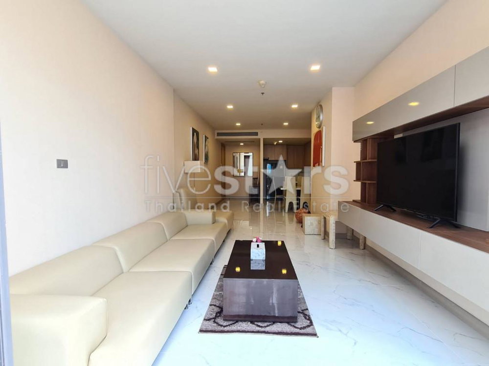 3 bedroom condo for sale on Nana to Asoke 4010863813