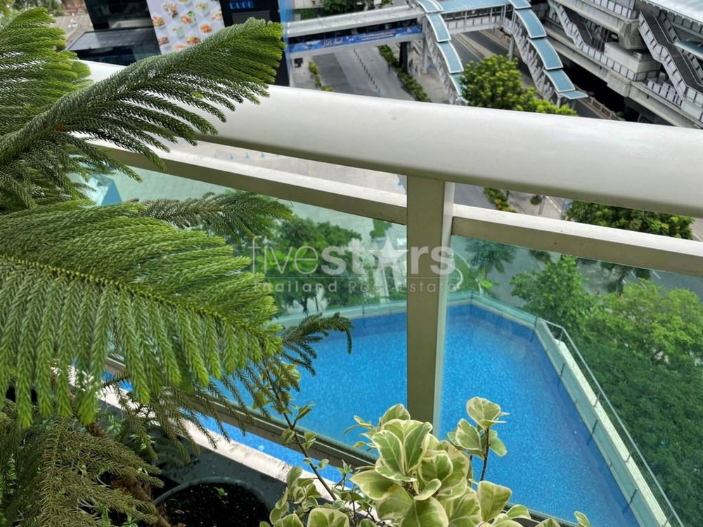 2-bedroom spacious condo for sale close to BTS Chong Nonsi 287498371