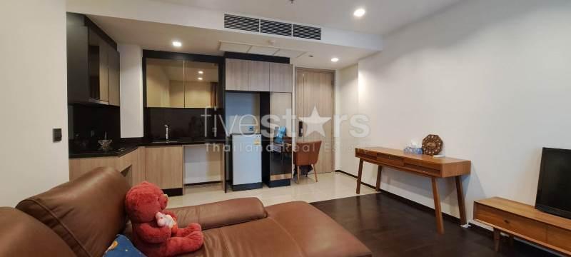 2-bedroom condo for sale close to Ratchathewi BTS station 883214686
