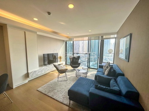 2-bedroom modern condo for sale close to MRT Queen Sirikit 944936965