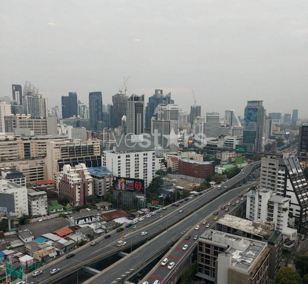 1-bedroom high-rise condo for sale on Witthayu to Phetchaburi Road 106869143