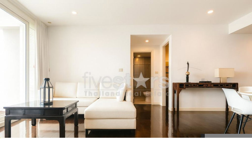 2-bedroom spacious condo for sale on the Chao Phraya riverside 4035849859