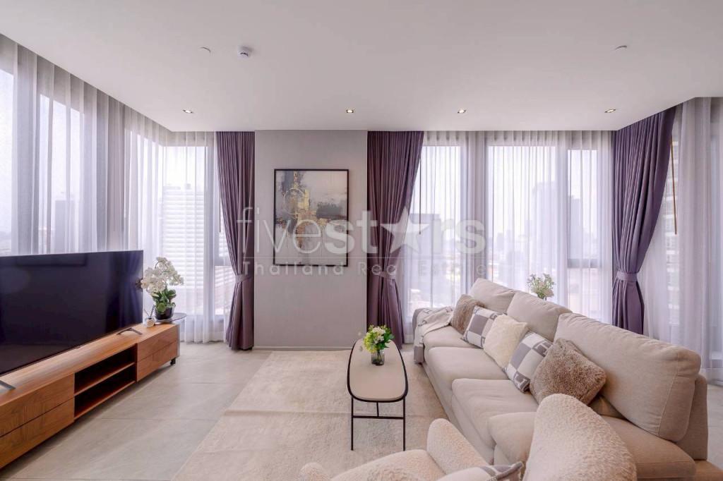 3-bedroom Super Luxury Condo for sale located to Thonglor BTS station
