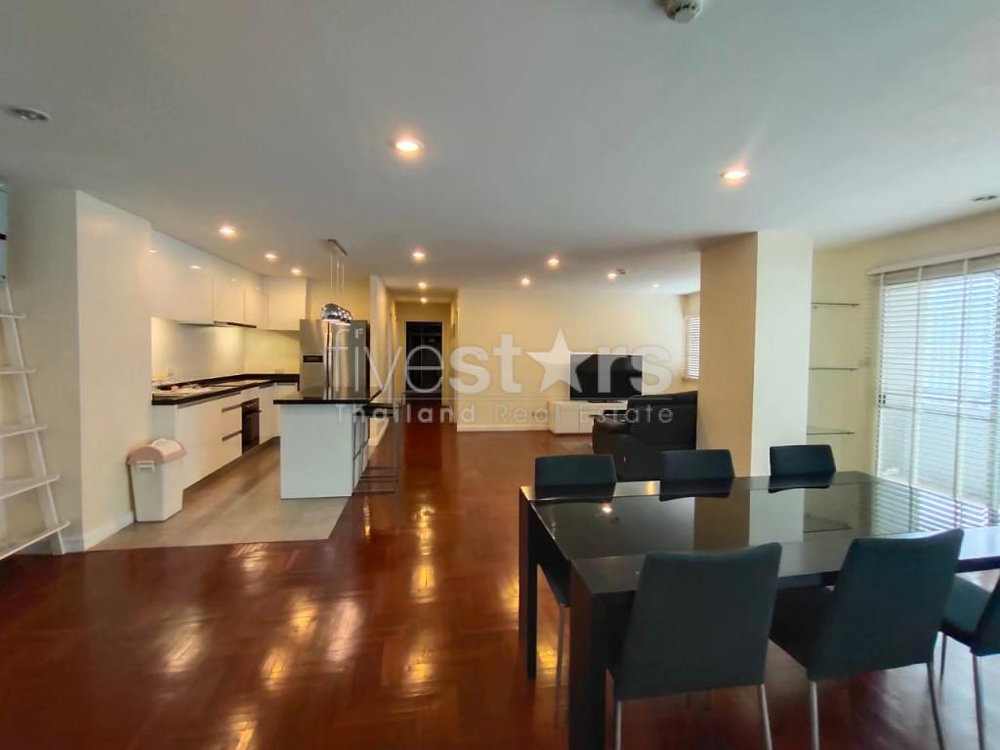 2-bedroom pet-friendly condo for sale in the heart of city on Silom road 873136732