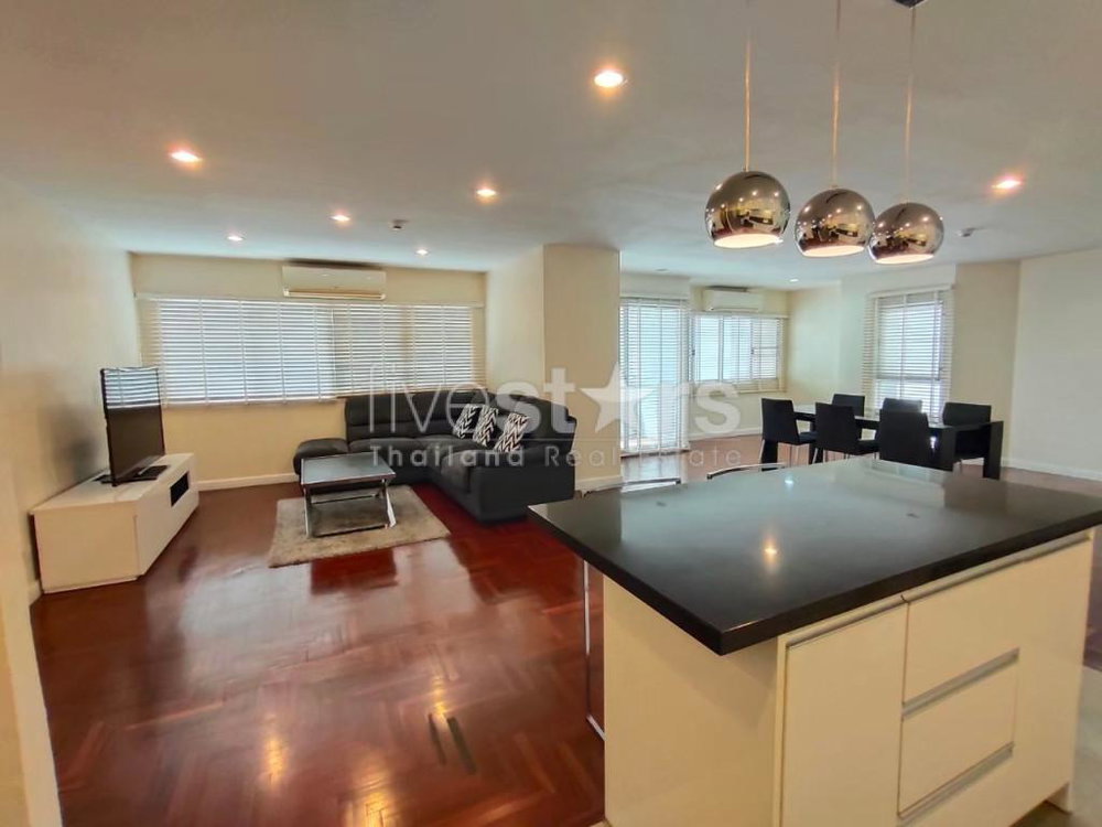 2-bedroom pet-friendly condo for sale in the heart of city on Silom road 873136732