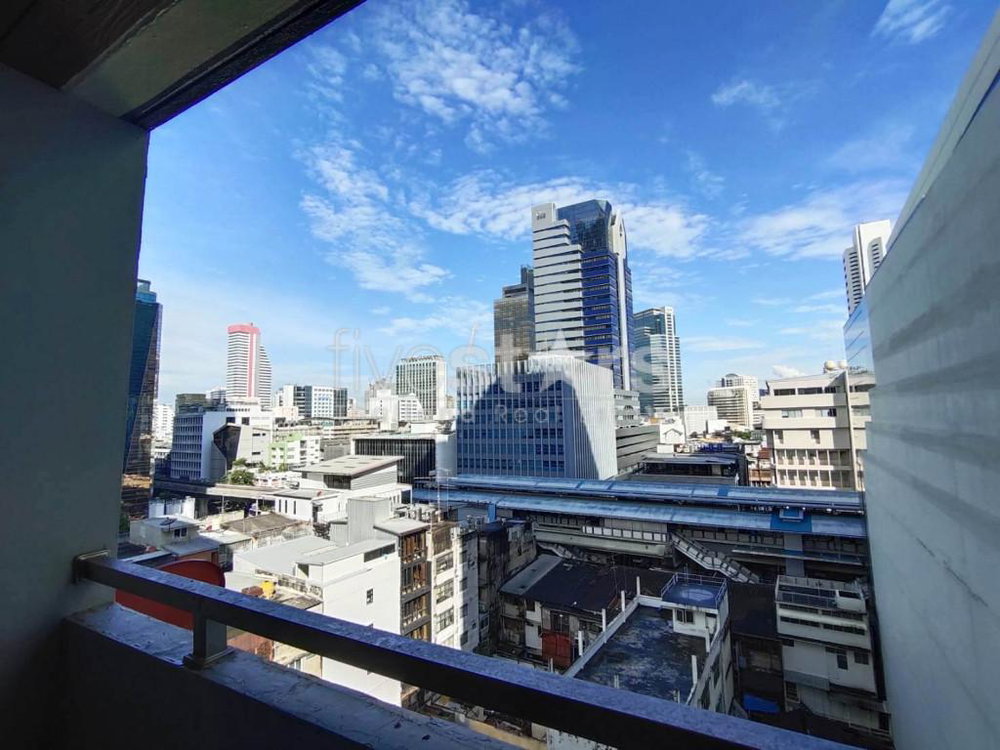 2-bedroom pet-friendly condo for sale in the heart of city on Silom road 873136732