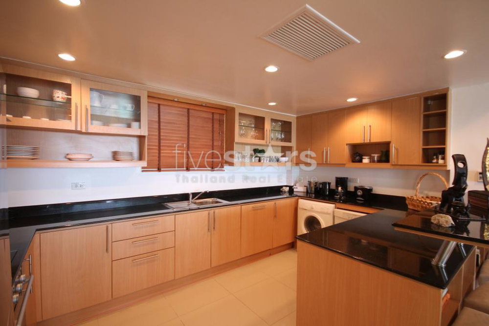 3 bed condo for sale in Nong Kae, Hua Hin 2276618911
