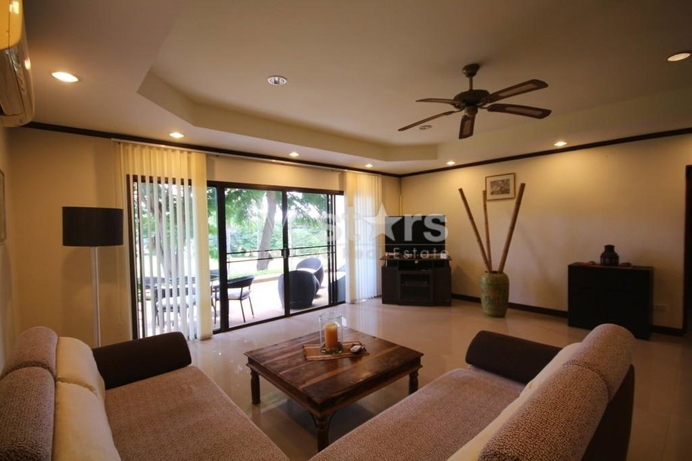 2 bedroom condominium for sale in Cha-am 926954494