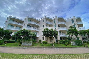Beachfront Condo 2 Bed for Sale in Khao Takiap 3099190367