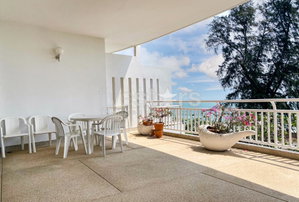 Baan Chom View : 2 Bedroom Sea View Condo 932323044