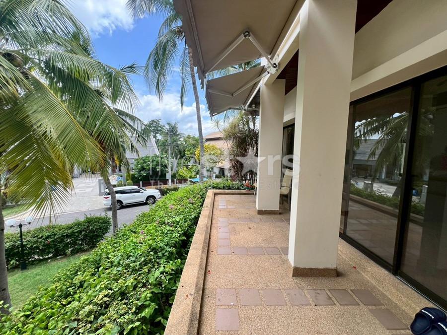 Ground Floor 2-Bedroom Condo for Sale at Palm Hills 950914226
