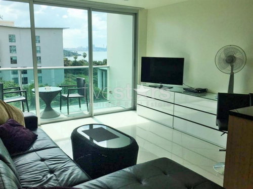 2 bedroom condo for sale in Wongamat beach 2163502780