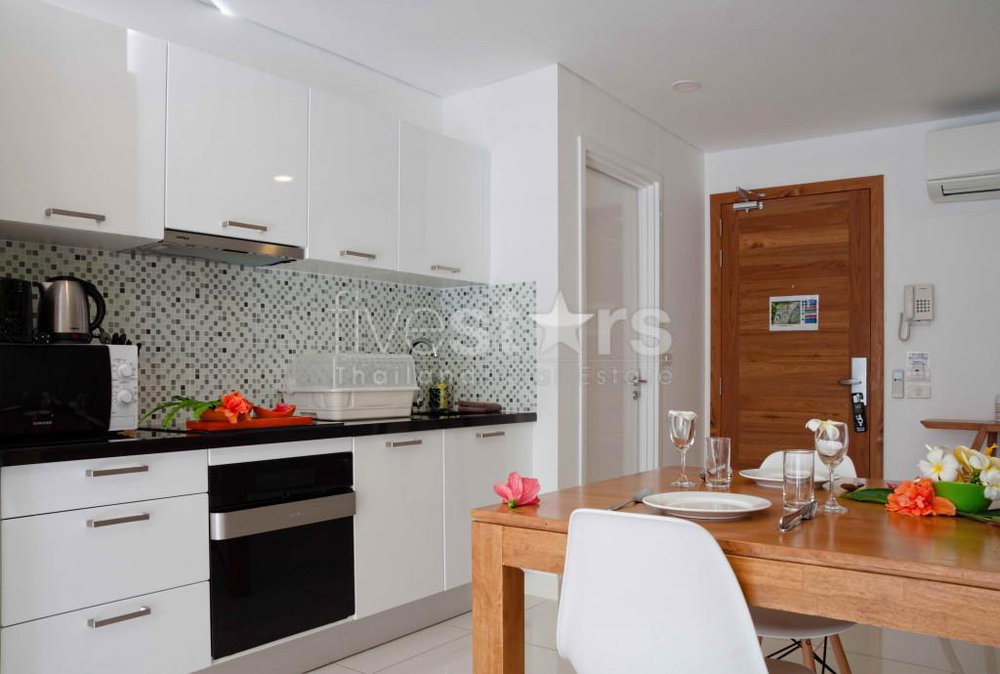 2-bedroom condo for sale close to Choeng Mon beach 4044405555