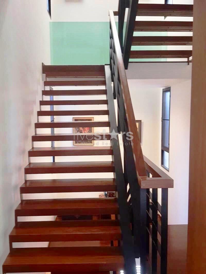Luxury single house 6 bedroom for sale on Narathiwas 2052427048
