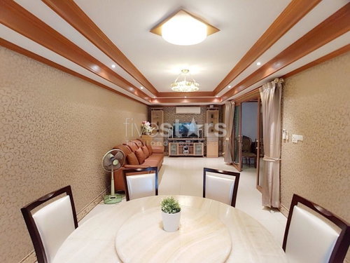 5 bedroom house for sale on Huai Khwang 2631431373