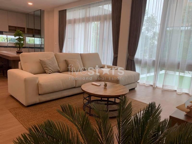 Modern Detached house 3-Bedroom for Sale on Rama 9 2252648958