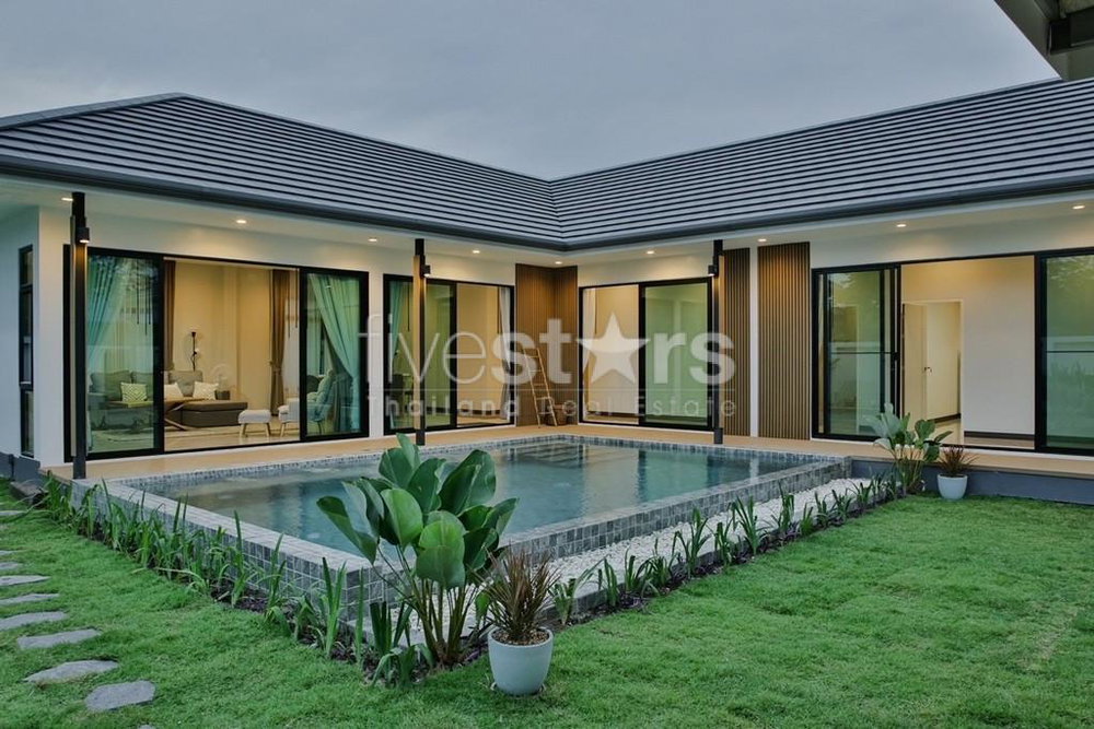 3-bedroom pool villa for sale on Bang Kachao Island 420099061