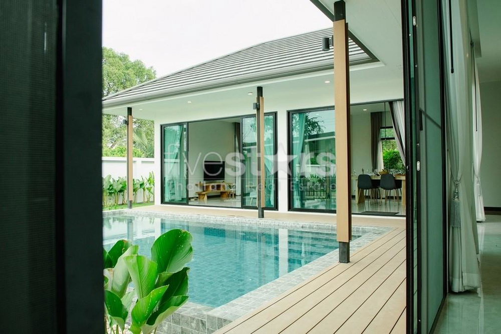 3-bedroom pool villa for sale on Bang Kachao Island 420099061