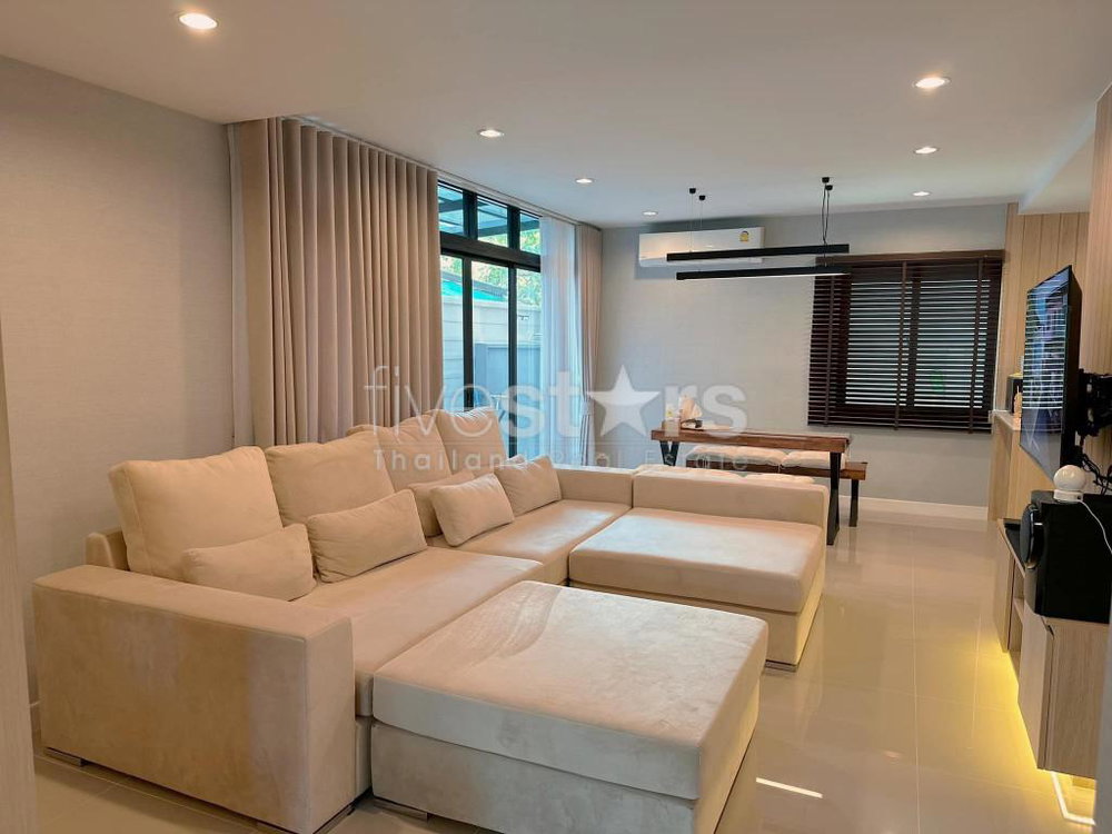 Modern 4 bedroom detached house for sale on Bangna 3800083182