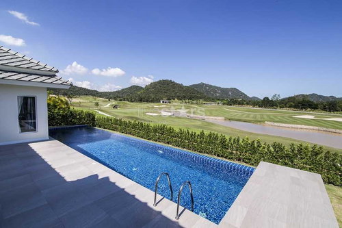 Stunning golf course pool villa for sale in Hua Hin 3993302009