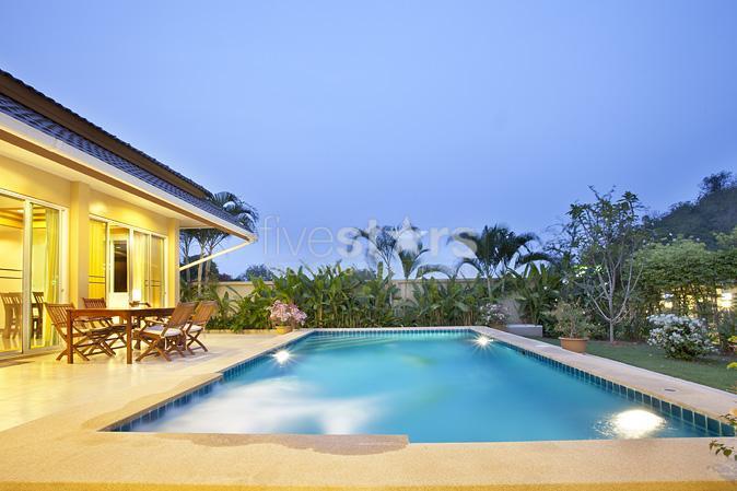 Nice 3 bedroom pool villa for sale in Nong Kae, Hua Hin 4123054164
