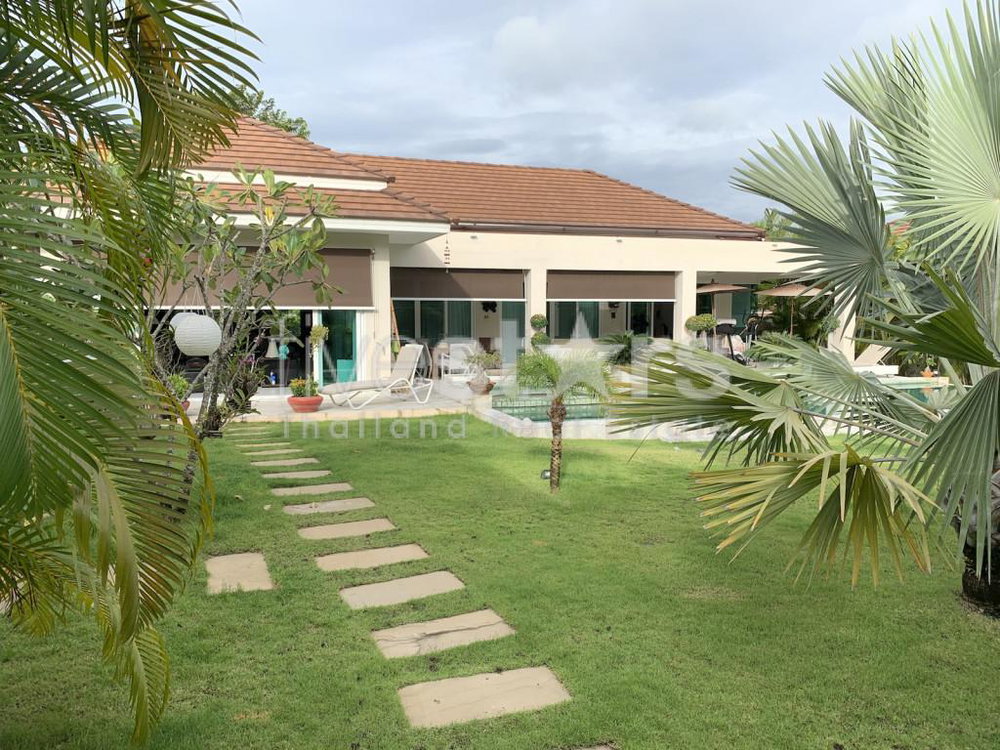 4 bedroom pool villa for sale in Hua Hin 3701744684