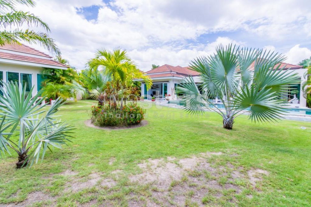 4 bedroom pool villa for sale in Hua Hin 3701744684