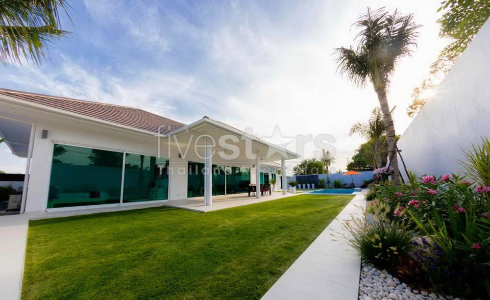 Modern 3 bedroom house for sale in Hua Hin 2024064322