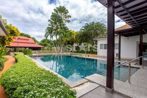 Luxury Hua Hin Estate on 2 Plots with Tropical Garden, Entertainment Sala & Fully Renovated Villa 884189937