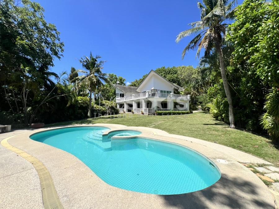 Luxury 7-Bedroom Villa at Palm Hills Golf Club, Cha-Am – Ideal Investment Opportunity 3913925480